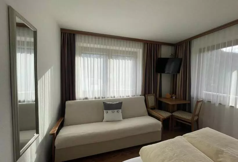 ホテル Gästeheim Lederle