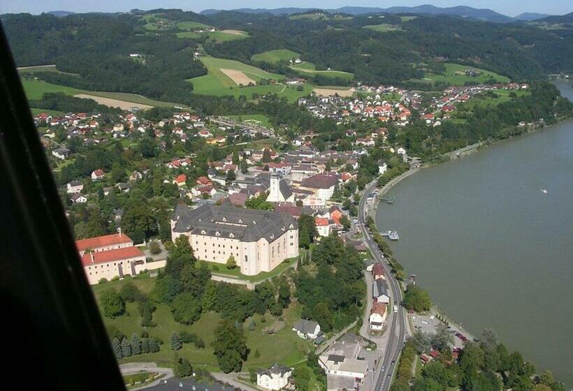 ホテル Haus Kloibhofer