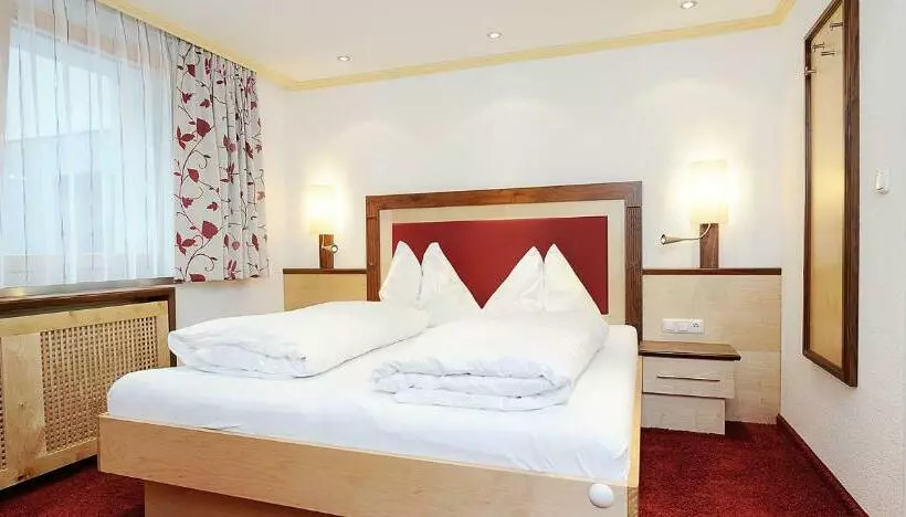 Hotelli Kristall B&b