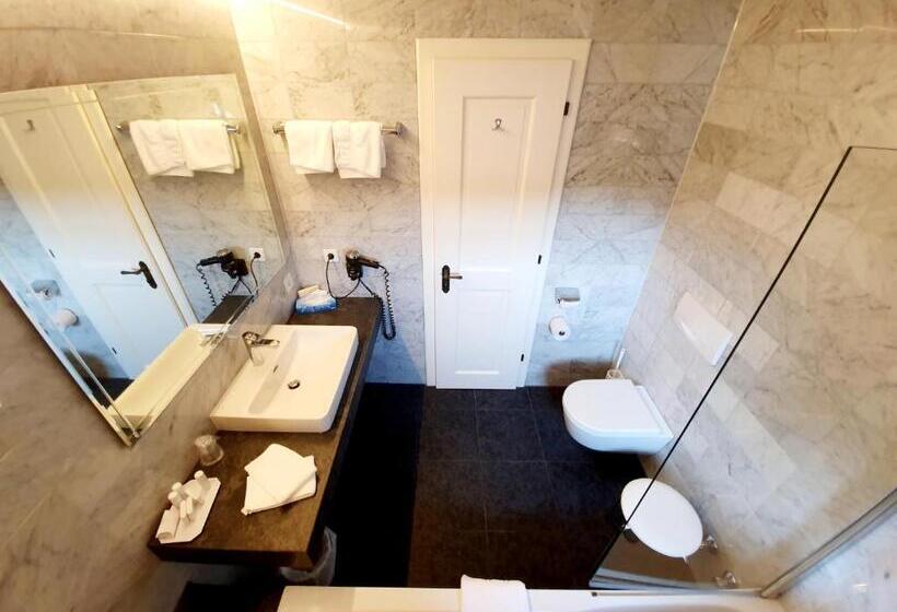 فندق Landgasthof Wilder Mann