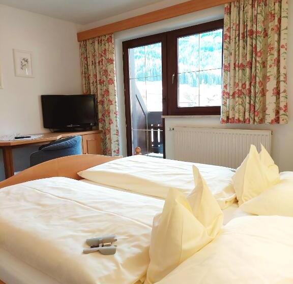 Отель Landhaus Gerber