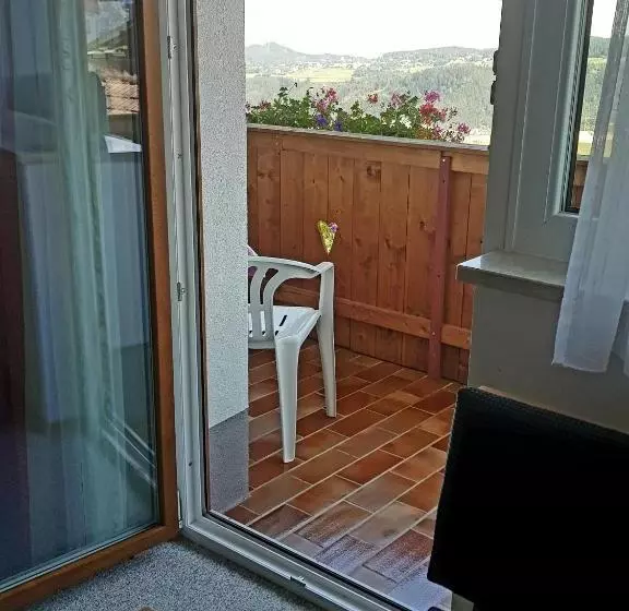 هتل Panorama Und Bucherhof