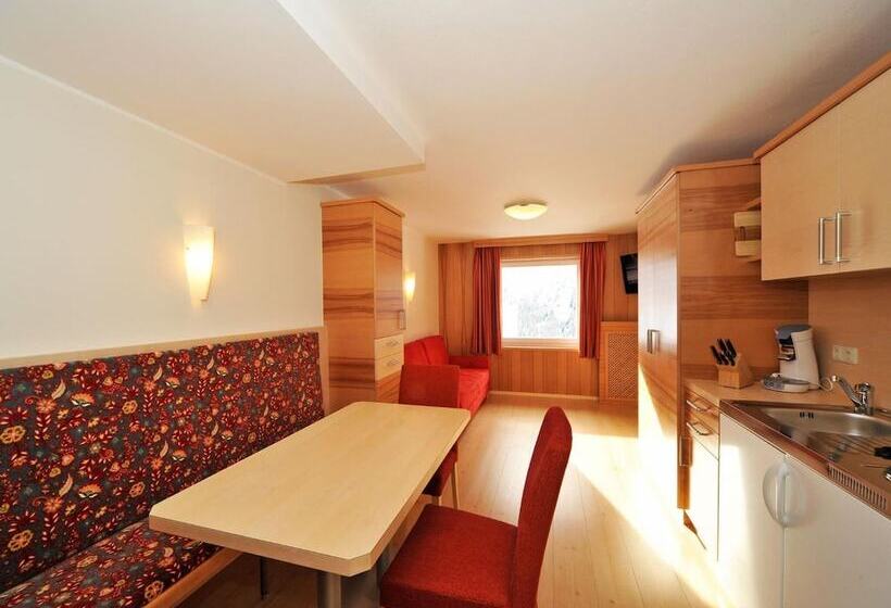 酒店 Pension Bergkristall