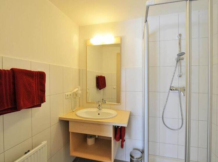 酒店 Pension Bergkristall