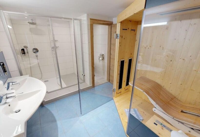 酒店 Pension Bergkristall