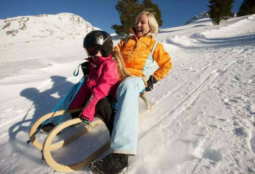 هتل Pension Tirol