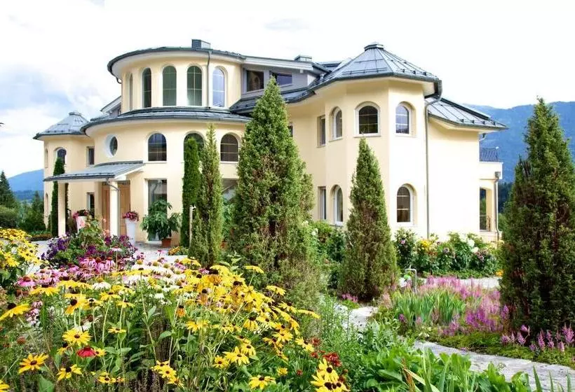 ホテル Villa Victoria