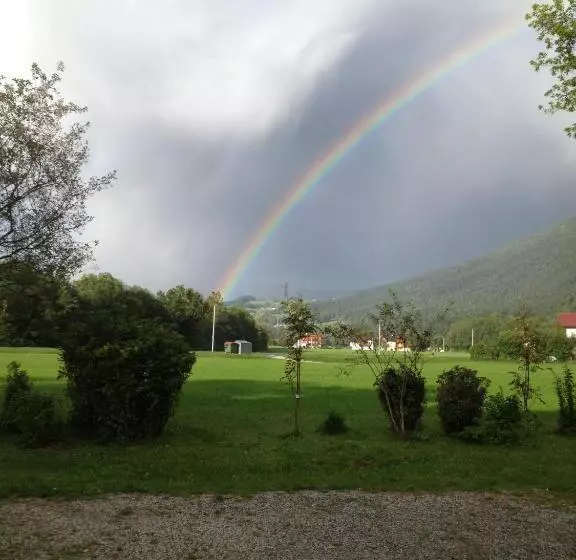 ホテル B&b Zur Schanz