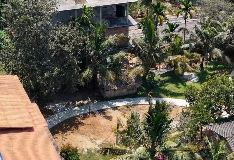 Retkeilymaja Chill Vibes Hiriketiya