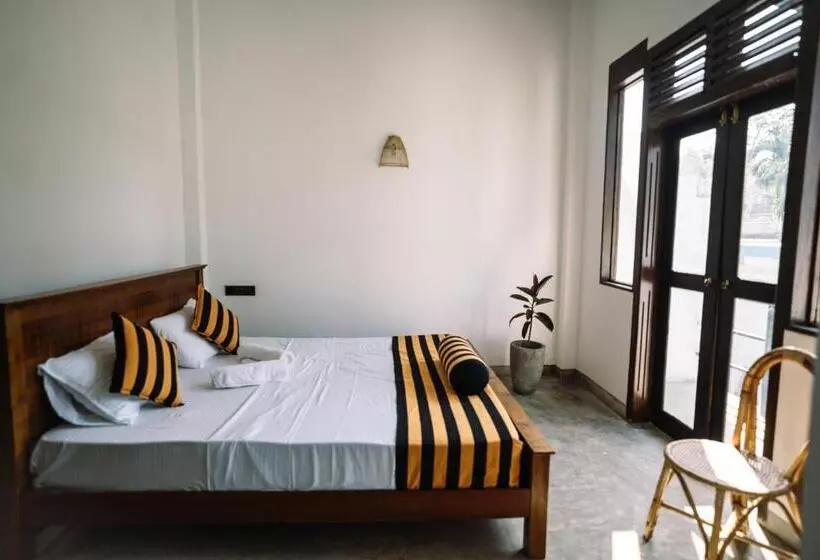 Retkeilymaja Chill Vibes Hiriketiya