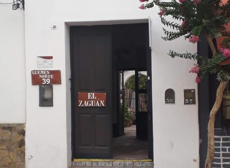 ユースホステル El Zaguan Anexo I