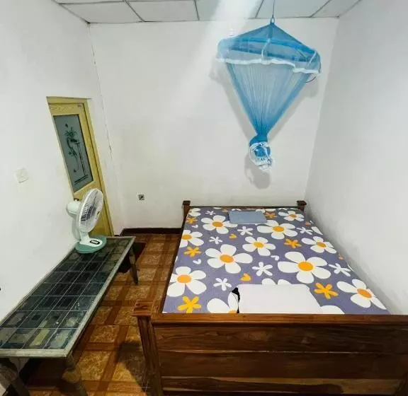 Galoya30 Hotel & Safari