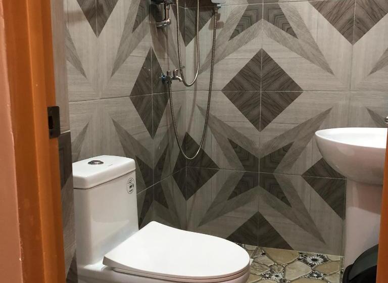 בית מלון כפרי Alona Princess Suites