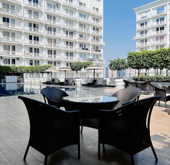 هتل Country Inn & Suites Lucknow Gomti Nagar