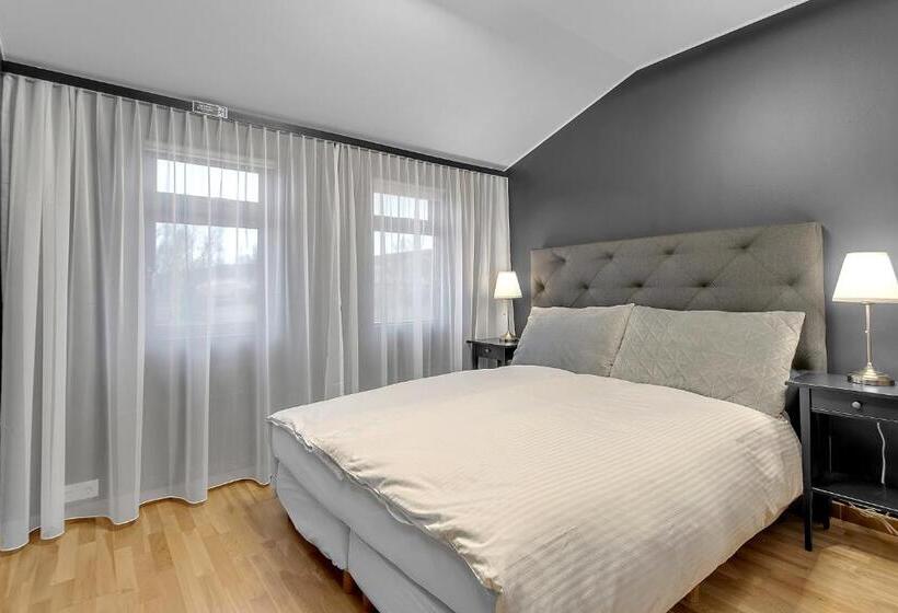 هتل Tindasel Lodge