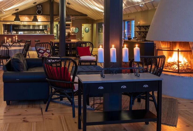 فندق Norrfällsvikens Rum & Kök