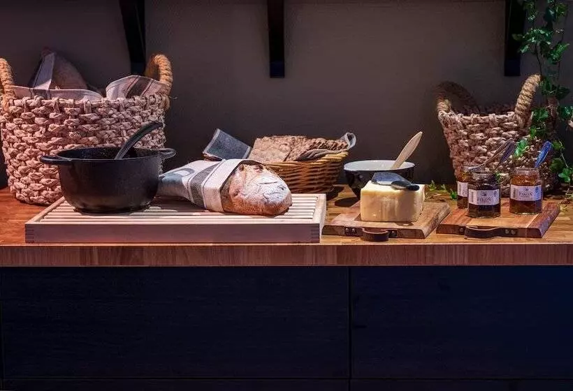 Hotelli Norrfällsvikens Rum & Kök