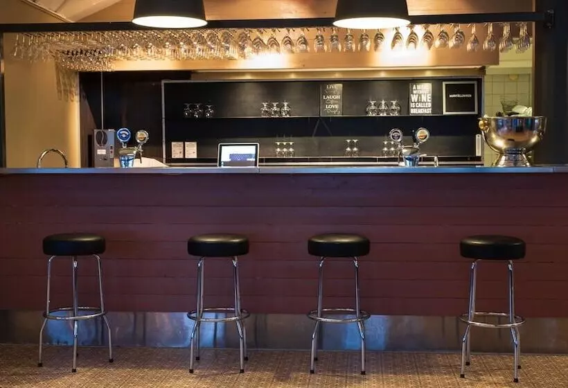 Hotelli Norrfällsvikens Rum & Kök