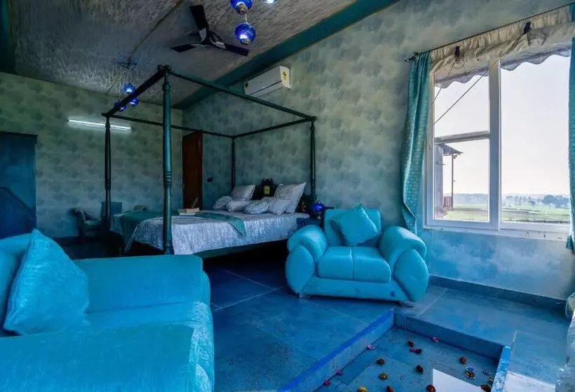 Hotelli Shalom Corbett’s Hillside Hideaway