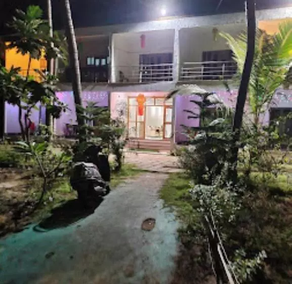 ホテル Siddhivinayak Resort Nx Devgad