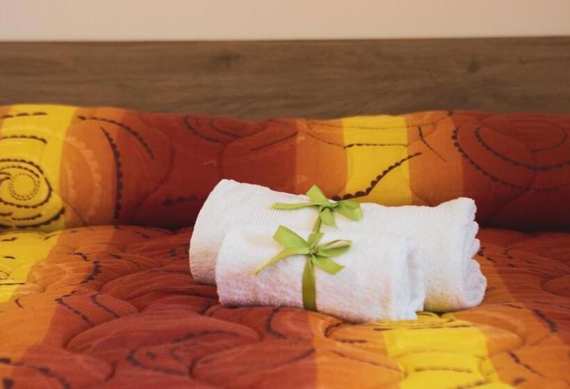 בית מלון כפרי Tenute Donna Franca