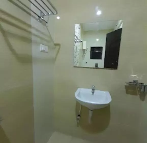 Hotelli Vardan Residency, Ratnagiri