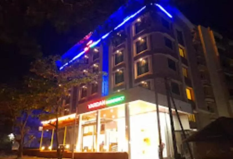Hotelli Vardan Residency, Ratnagiri
