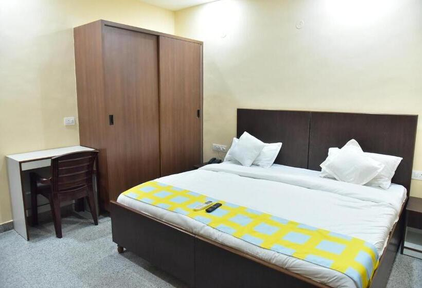 فندق Wedlock Premium Sohna Road