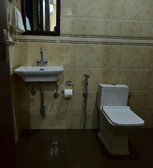 فندق Wedlock Premium Sohna Road