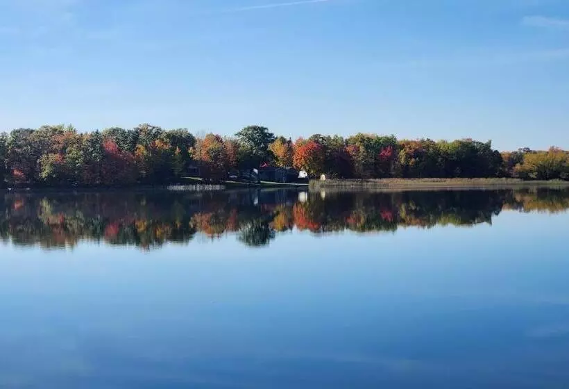 Lakeplace Bed & Breakfast