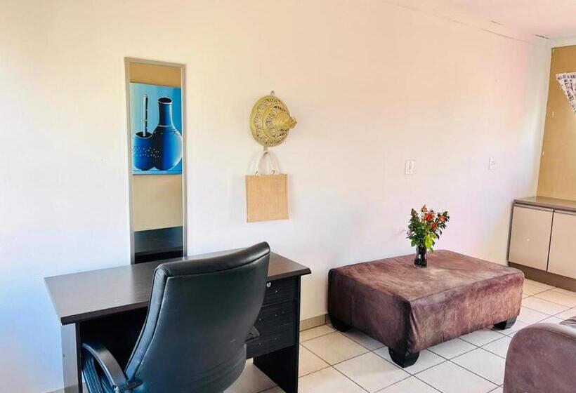 Mphatlalatsane Executive Bnb