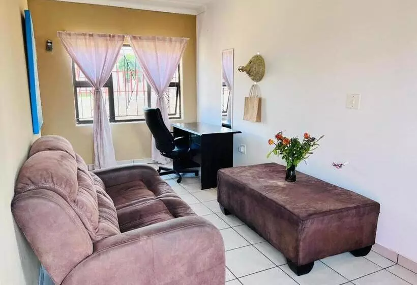 Mphatlalatsane Executive Bnb