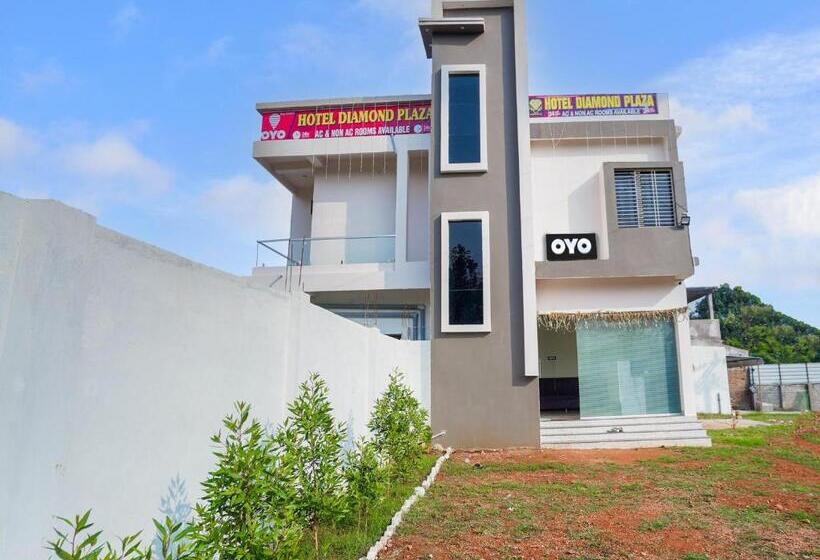 Oyo Hotel Diamond Plaza