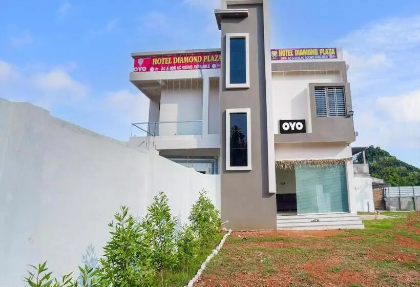 Oyo Hotel Diamond Plaza