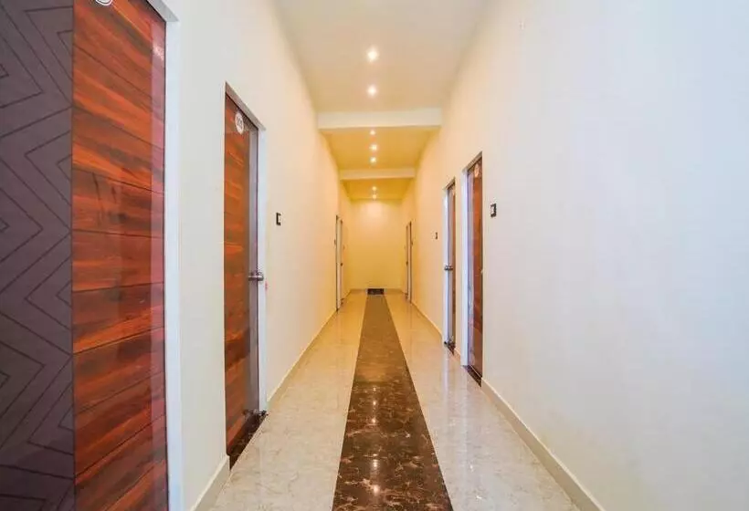 Oyo Hotel Diamond Plaza