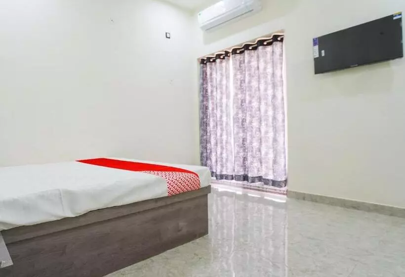 Oyo Hotel Diamond Plaza