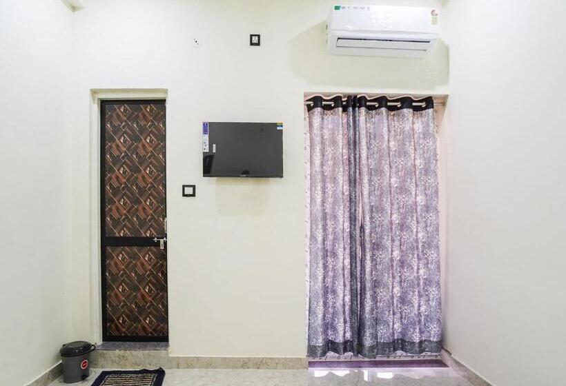 Oyo Hotel Diamond Plaza