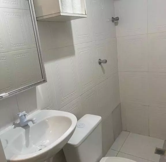 پانسیون 02 Doutor Hostel 800 Mts Da Praia