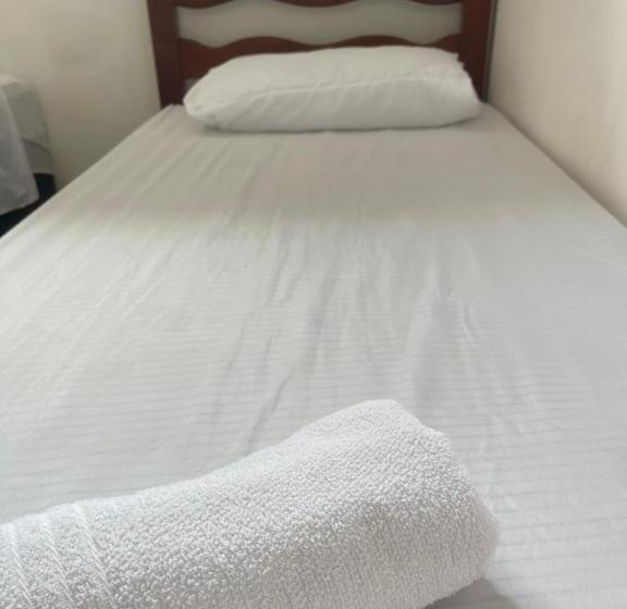 膳宿费 02 Doutor Hostel 800 Mts Da Praia