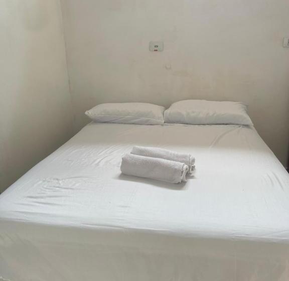 膳宿费 02 Doutor Hostel 800 Mts Da Praia