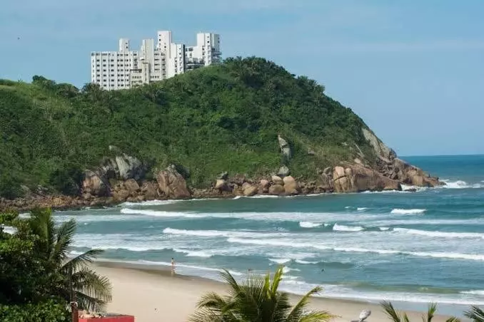 پانسیون 02 Doutor Hostel 800 Mts Da Praia