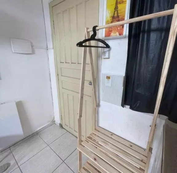 پانسیون 02 Doutor Hostel 800 Mts Da Praia