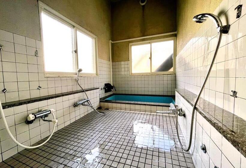 بنسيون Yuzawa House   Vacation Stay 07044v