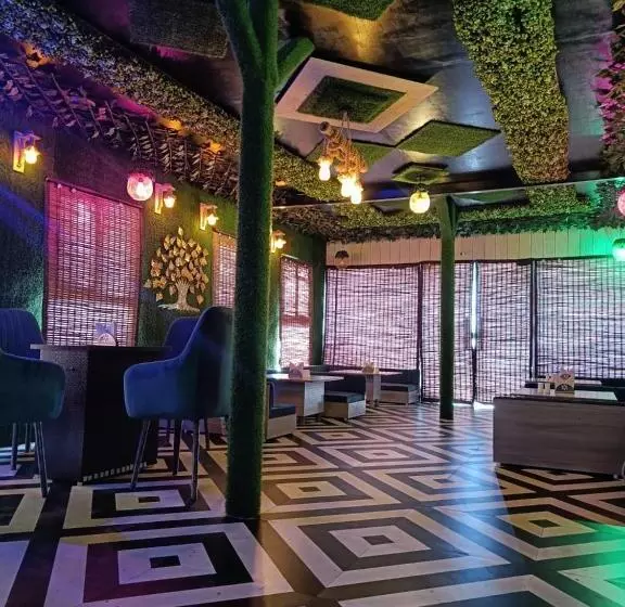 リゾートホテル Aranyamhills