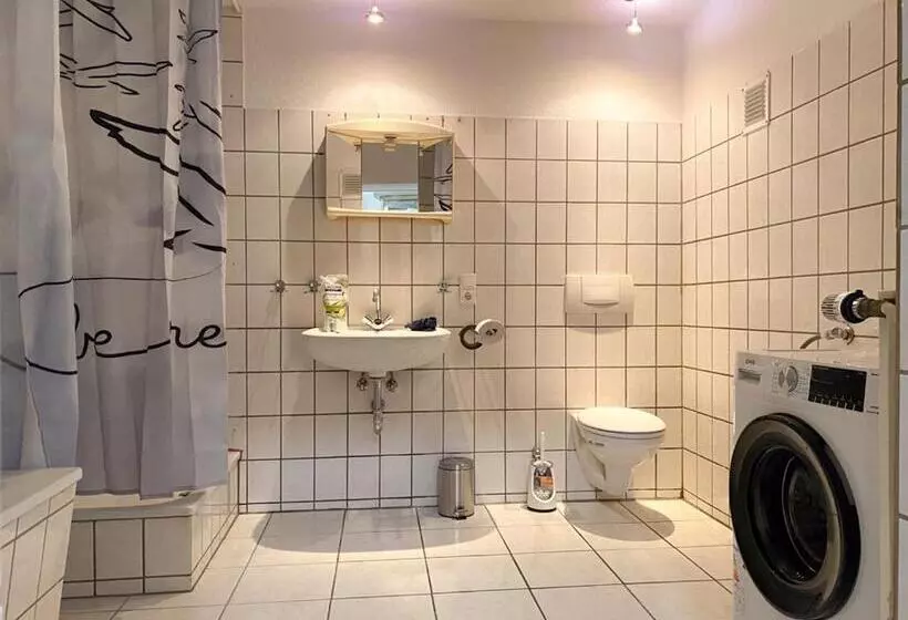 ユースホステル Accomodation In Wuppertal