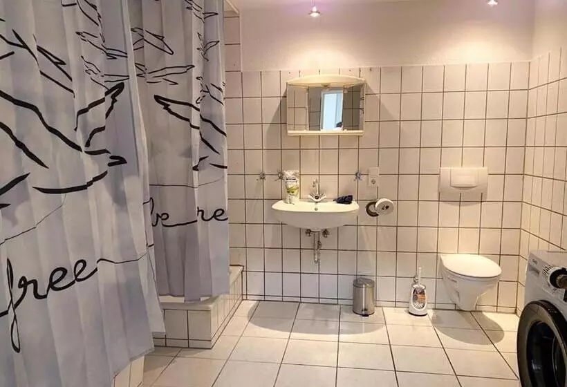 ユースホステル Accomodation In Wuppertal