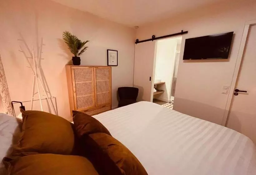 Bed And Breakfast 013 City