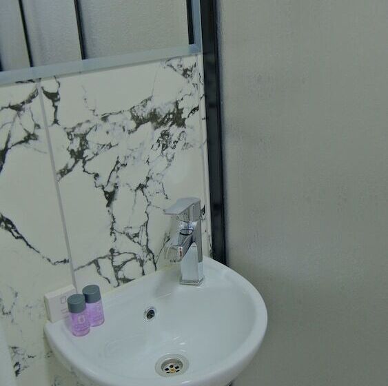 Bed and Breakfast Zerci̇ty Otel