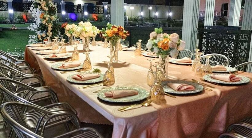 Bella Ella Hotel & Event Center