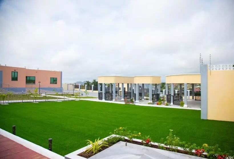 Bella Ella Hotel & Event Center